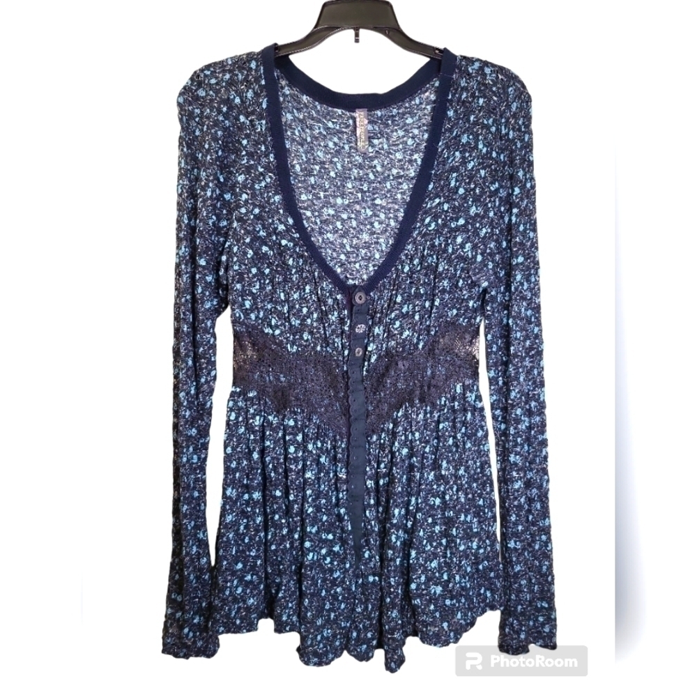 Free People S/P lace waist line "Take Me To Tea" Tunic black and blue